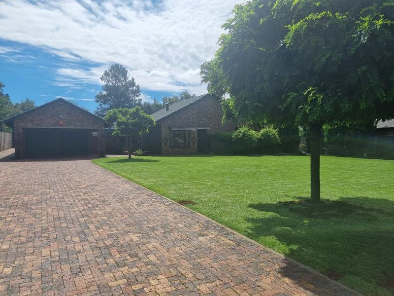 4 Bedroom Property for Sale in Vaalpark Free State